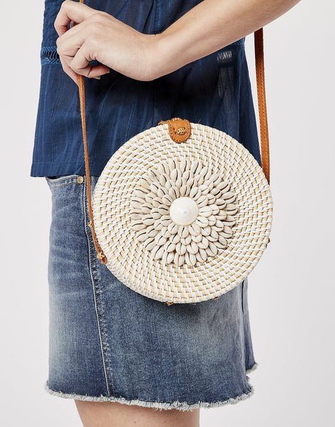 Seashell Woven Crossbody: White