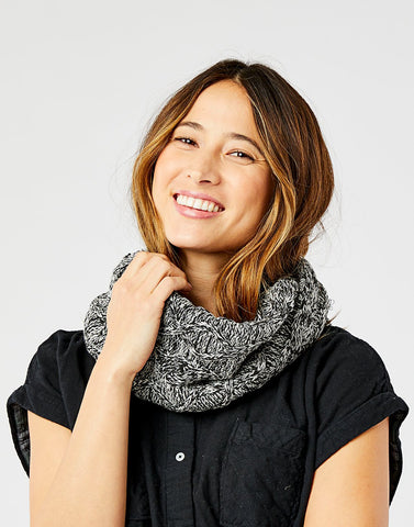 Walsh Infinity Scarf: Marled Limestone